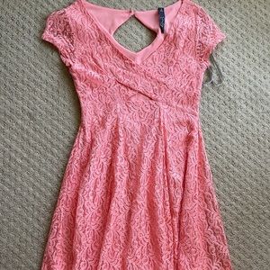 Jessica Simpson orange dress